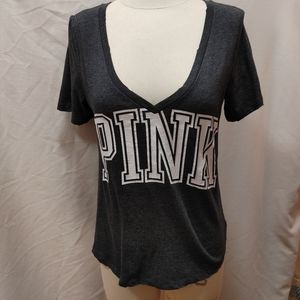 PINK brand logo tee size small